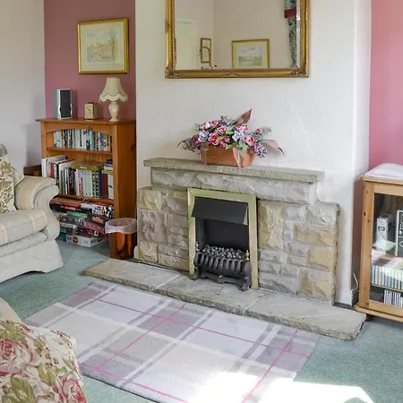 Peasholm בית נופש *